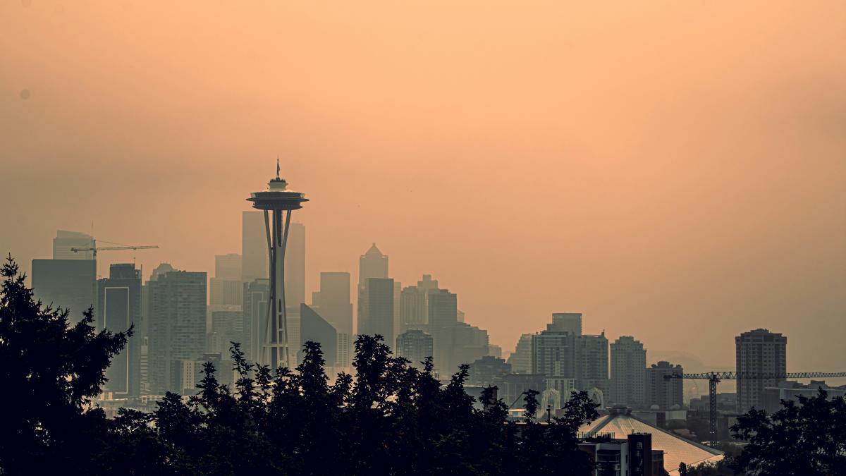 city skyline with hazy air 